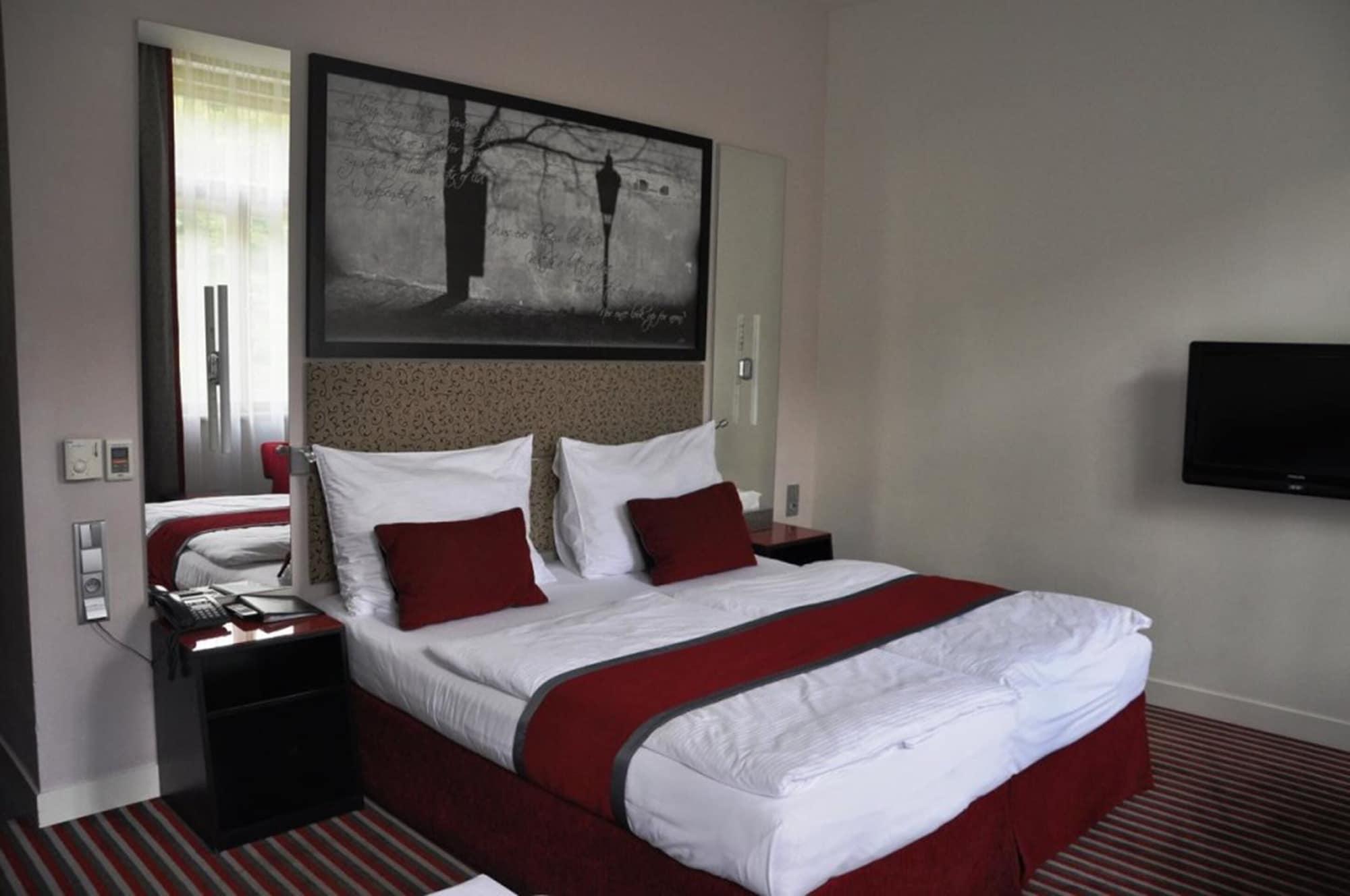 Red&Blue Design Hotel Prag Exterior foto