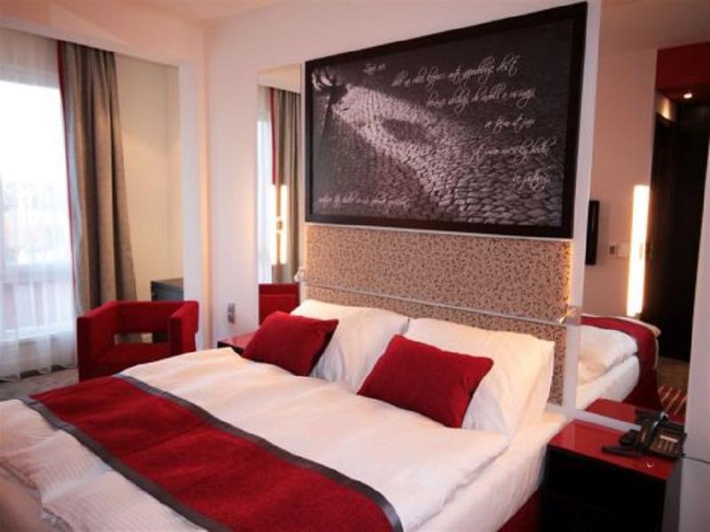 Red&Blue Design Hotel Prag Exterior foto