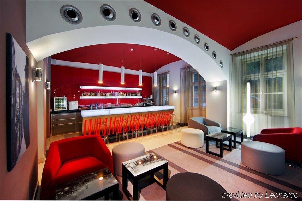 Red&Blue Design Hotel Prag Restaurant foto